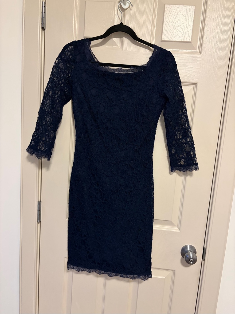 🐢 JOSEPH RIBKOFF - Navy Blue Lace Dress - Size 6